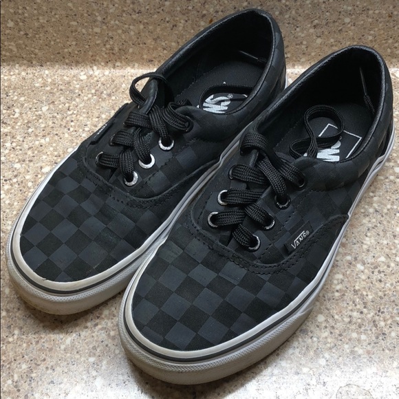 black vans 4.5
